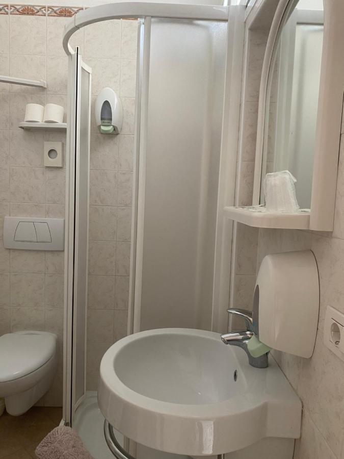 Hotel Modenese Riccione Luaran gambar