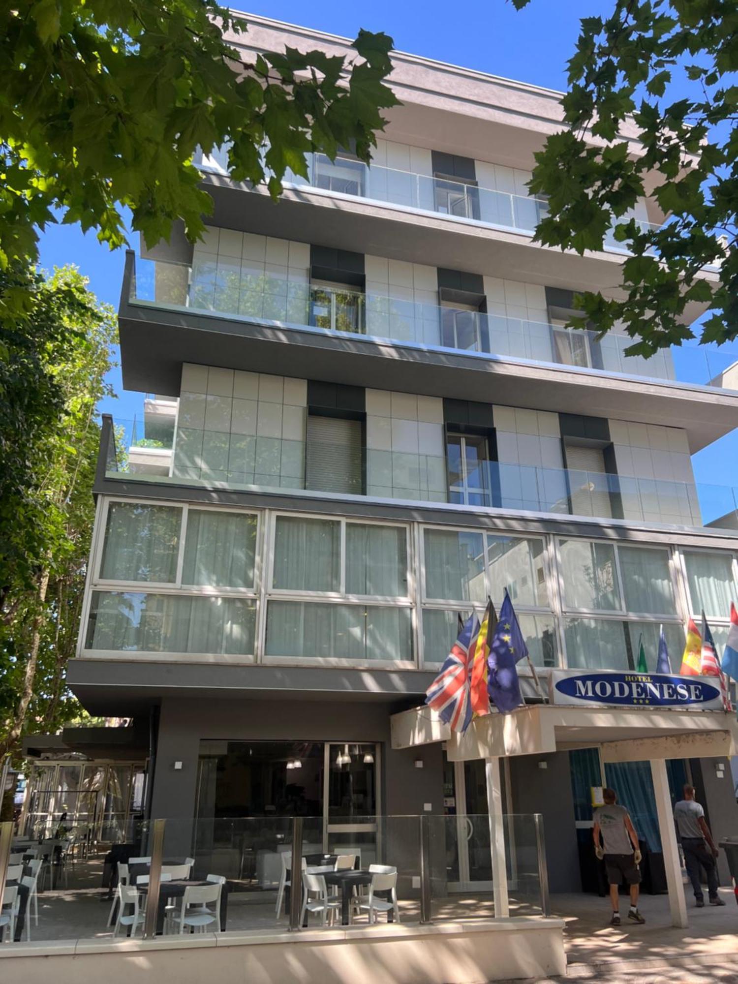 Hotel Modenese Riccione Luaran gambar